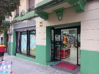 Local comercial en C/ Santutxu - Bilbao -