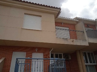 Vivienda adosada tipo dúplex situada en Molina de Segura, Murcia.