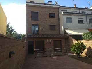 Casa adosada en C/ Santiago Rusiñol - Sant Quirze el Vallès -