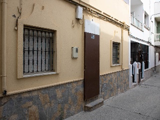 Chalet adosado en C/ Puerto de Santa María, Algeciras (Cádiz)