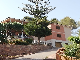 Chalet independiente en C/ Balaguer - Cervelló - Barcelona 