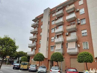 Piso con garaje en C/ Dolores Ibarruri