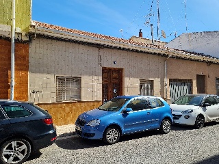 Casa adosada en C/ Pablo Iglesias - Sagunto - Valencia