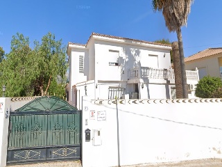 Casa aislada en  Ur Beverly Hills 