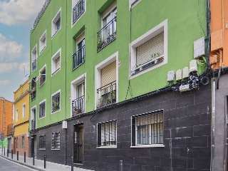 Piso en C/Pirineos, Santa Coloma de Gramenet (Barcelona)