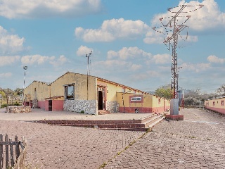 Terreno rústico con edificación en Cadalso de los Vidrios 