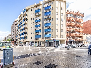 Piso con garaje en C/ Ronda Ponent, Sabadell (Barcelona)