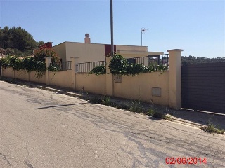 Casa aislada en C/Mallarenga, Olivella-urbanitzacio (Barcelona)