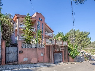 Chalet independiente en C/ Nuria, Castellfollit del Boix (Barcelona)