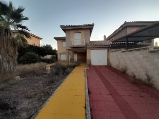 Casa adosada en La Guardia de Jaén - Jaén -