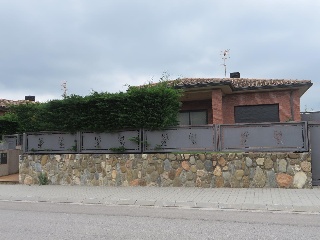 Chalet adosado en C/ Galerna, Sant Esteve de Palautordera (Barcelona)