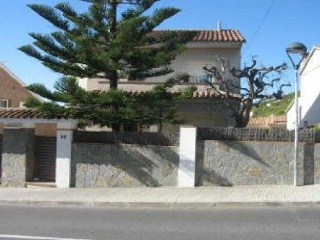 Chalet independiente en Segur de Calafell (Tarragona)