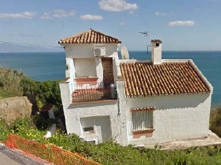 Chalet independiente en C/ Chiripa Urb La Punta - Manilva - Málaga