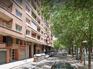 Local comercial en C/ Doctora Castells - Lleida -