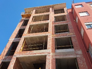 Edificio en construcción en C/ Pare Torró