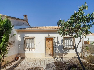 Casa en Busot (Alicante)