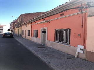 Casa adosada en El Palau d´Angesola - Lleida -