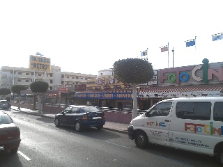 Málaga. Centro comercial Metro