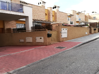 Calle Monseñor Francisco Gil Hellín  1  1 -1 5