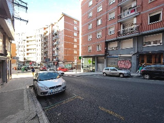 Calle Resurrección María de Azkue 5   Bajo D