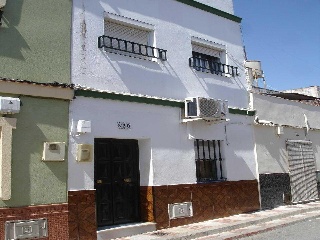 Casa adosada en Alcalá del Río (Sevilla)