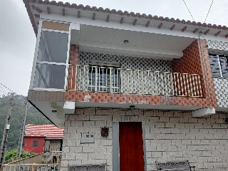 Vivienda en Parroquia Covelo