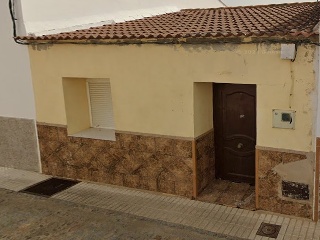 Vivienda unifamiliar adosada en Santa Bárbara de Casa - Huelva -