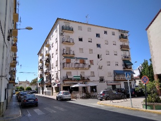 Piso en Pz Magistrado Antonio Cantos, Ronda (Málaga)