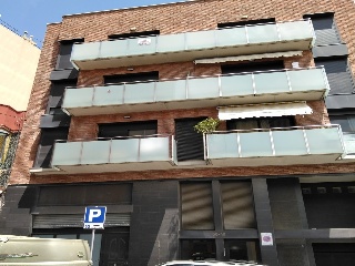 Piso y garaje en C/ Don Pelayo, Badalona (Barcelona)