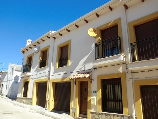 Casa adosada en El Hito - Cuenca -