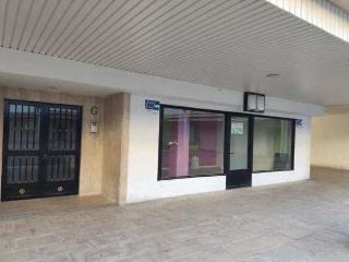 Local comercial en Torres de La Alameda - Madrid -