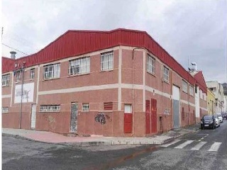 Nave industrial en C/ Monte Perdido, Elda (Alicante)