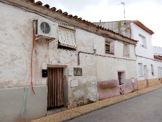 Casa adosada en Agón (Zaragoza)