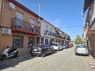 Casa adosada en Alhendín (Granada)