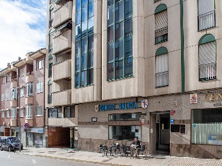 Piso con plaza de garaje en C/ Reyes Católicos, Ponferrada (León) 