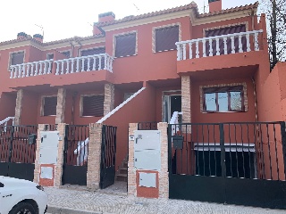 Chalet adosado en C/ Fuente María, Ontígola (Toledo)