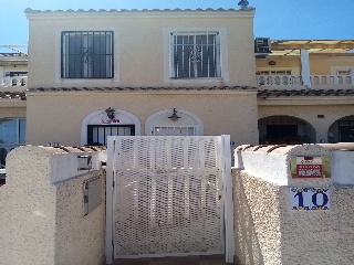 Vivienda adosada en Av Escandinavia, Santa Pola (Alicante)