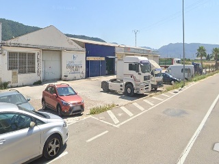 Local comercial en Tavernes de la Valldigna (Valencia)