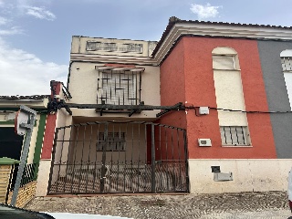 Vivienda en C/ Hermanos Pinzón, Pilas (Sevilla)