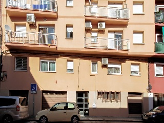 Vivienda en C/ Montcada - Ripollet -