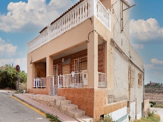 Chalet adosado en calle Vistalegre, La Ñora (Murcia)