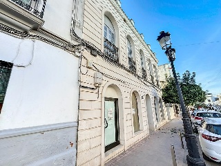 Casa adosada en C/ Muñoz Olivé - Herrera - Sevilla