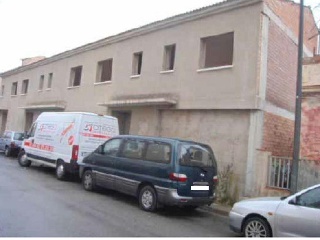 Casa adosada en construcción detenida en C/ Pont - Reus -