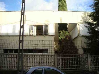 Nave industrial en C/ Sant Antoni Maria Claret, Sant Hipòlit de Voltregà (Barcelona)