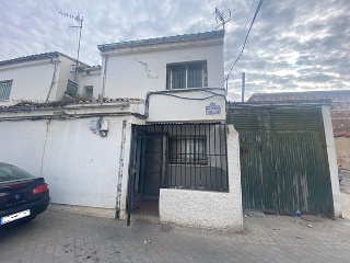 Vivienda en C/ Maestre Diego