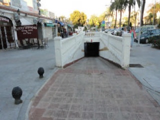 Local en C/ Antonio Machado, Benalmádena (Málaga)