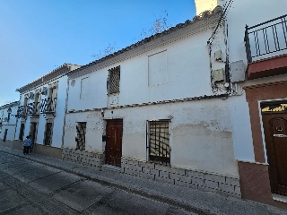 Vivienda en C/ Maestro Daniel Carrasco, Bujalance (Córdoba)