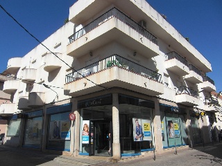 Local en C/ Isaac Peral, Alcanar (Tarragona)