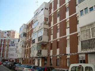 Apartamento en C/ Hermanos Ortiz de Echague - Cádiz -