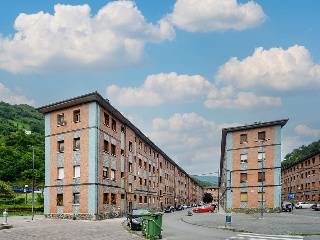 Pisos en C/ Santa Bárbara, Moreda (Asturias)